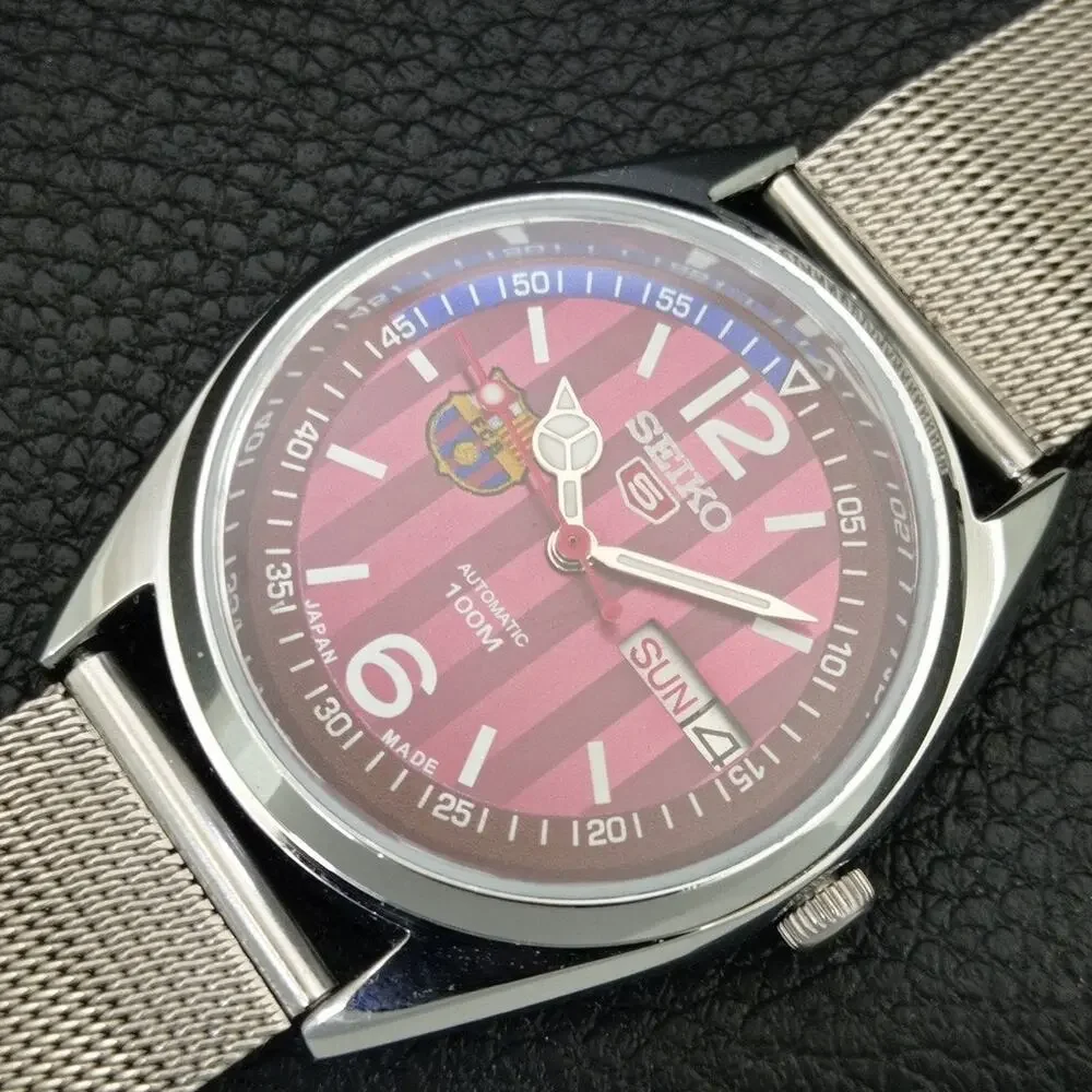 Vintage 1977 FCB Seiko Automatic Mens Silver Watch W/daydate & Silver accents